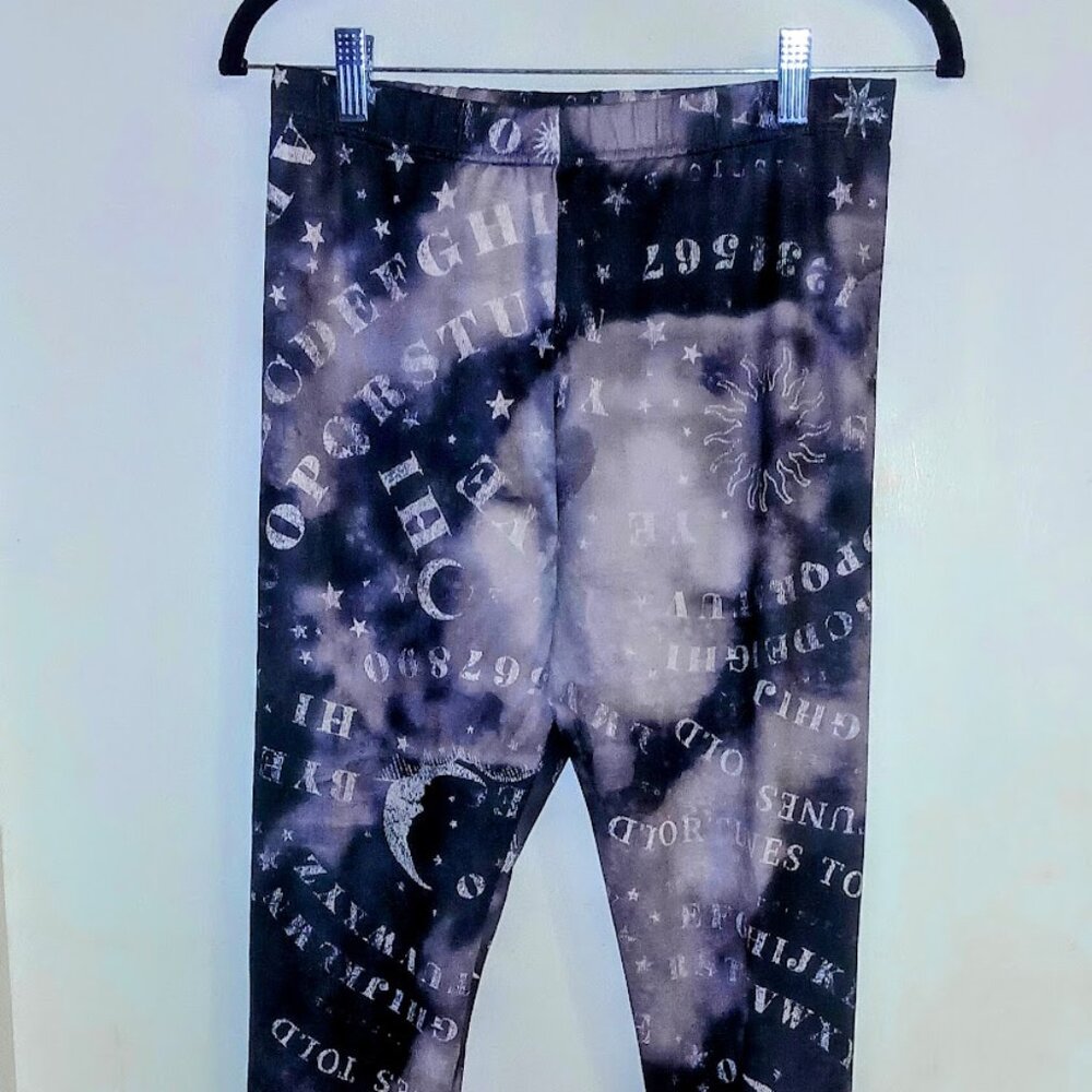 Modern Lux Ouija Board Leggings Size  Medium